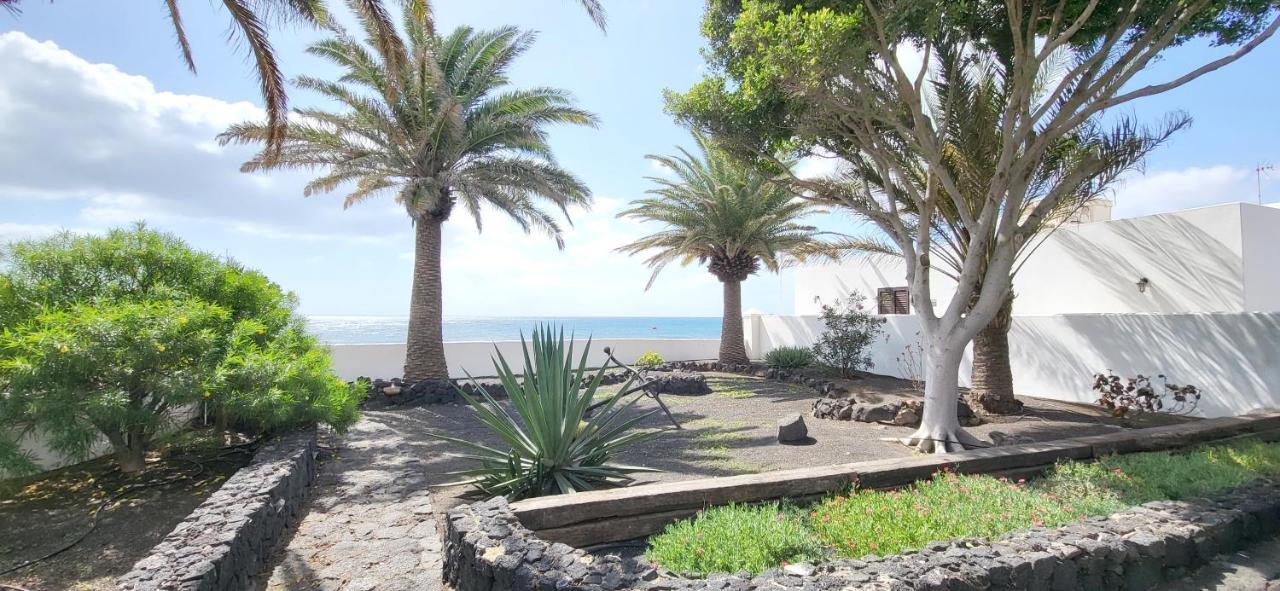 Loro Verde Playa Honda  Exterior photo